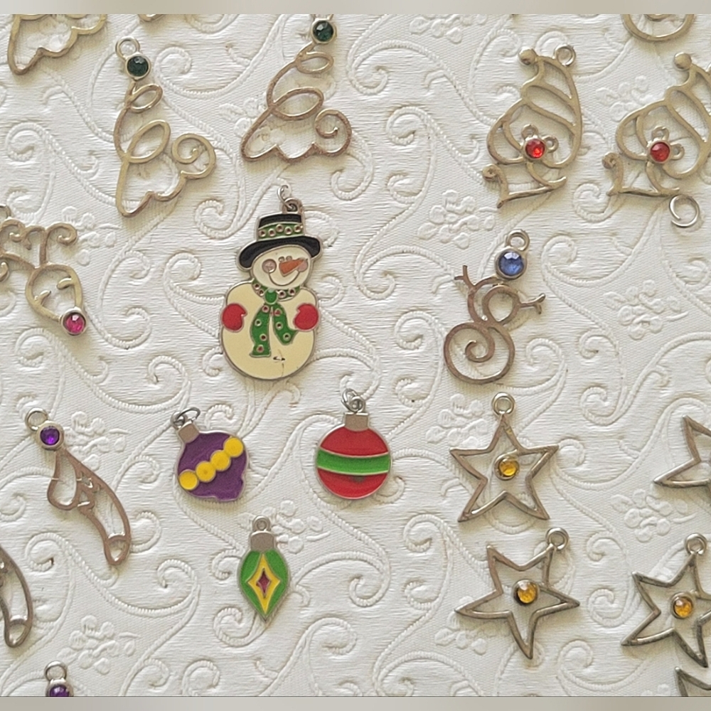 Christmas  Holiday charms  total of 35 new